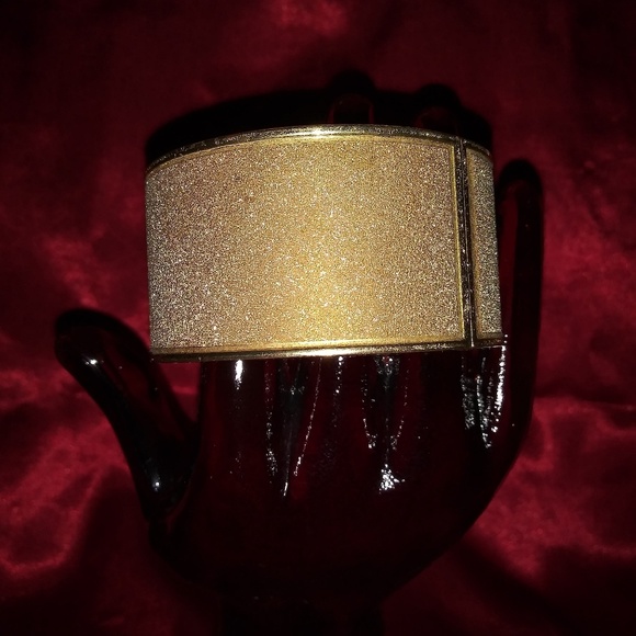 Bracelet - Picture 2 of 4